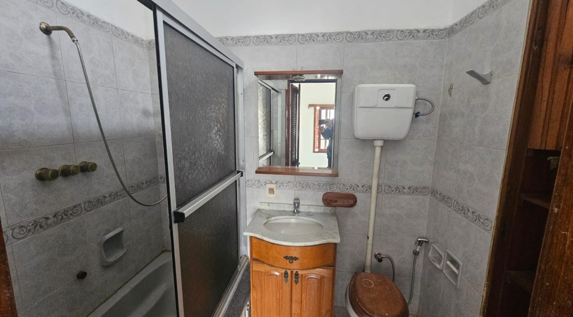 0b85905b-41c1-478e-8d9e-81e43584d70f