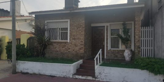 A. Saravia Esquina T. González.-