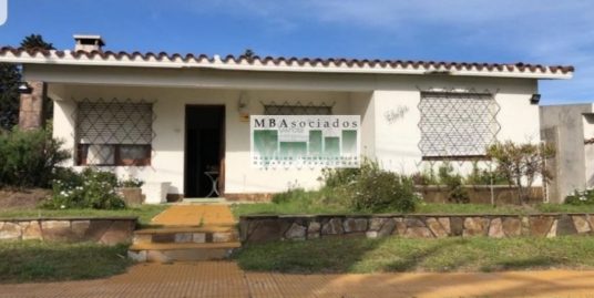 VENTA CASA, ATLÁNTIDA.-
