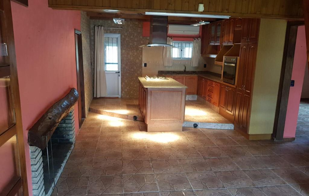 47195664-e833-4d64-a50c-75934a67bf08_1024x768