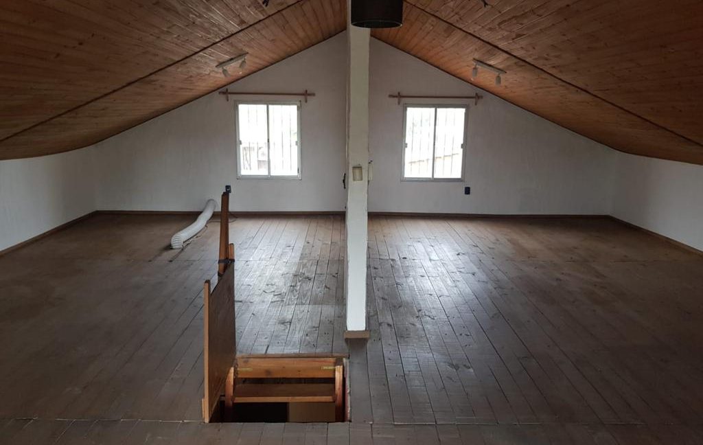 f131303d-196e-41d2-9a40-315951220303_1024x768